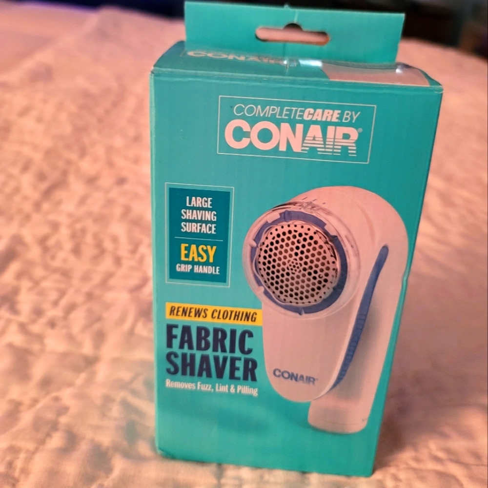 Conair Fabric Shaver, hand-held, white and blue